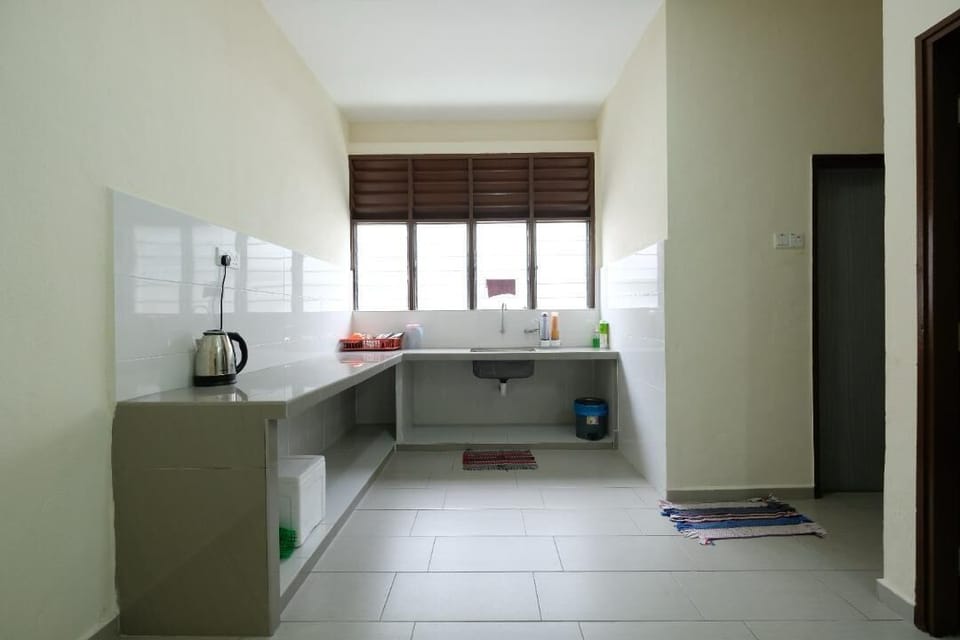 Comfort House, City View | Private kitchen