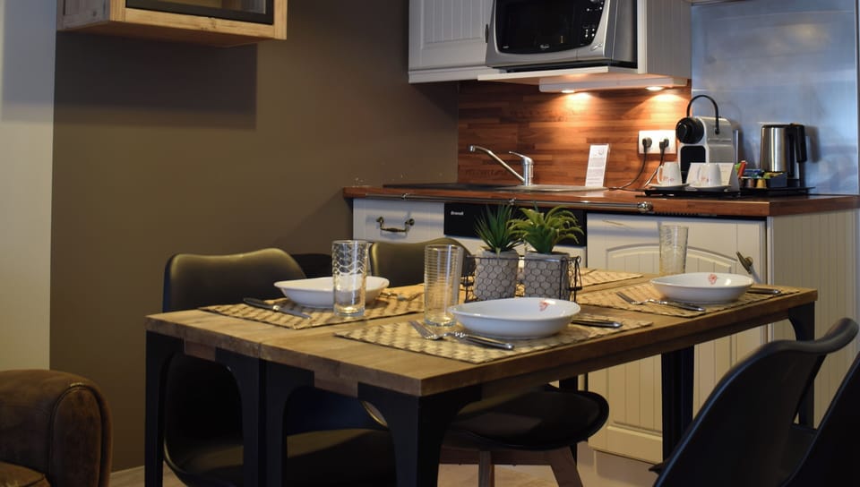 Private kitchenette
