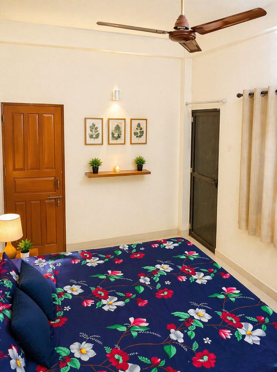 Economy Quadruple Room | Hypo-allergenic bedding, in-room safe, soundproofing, free WiFi