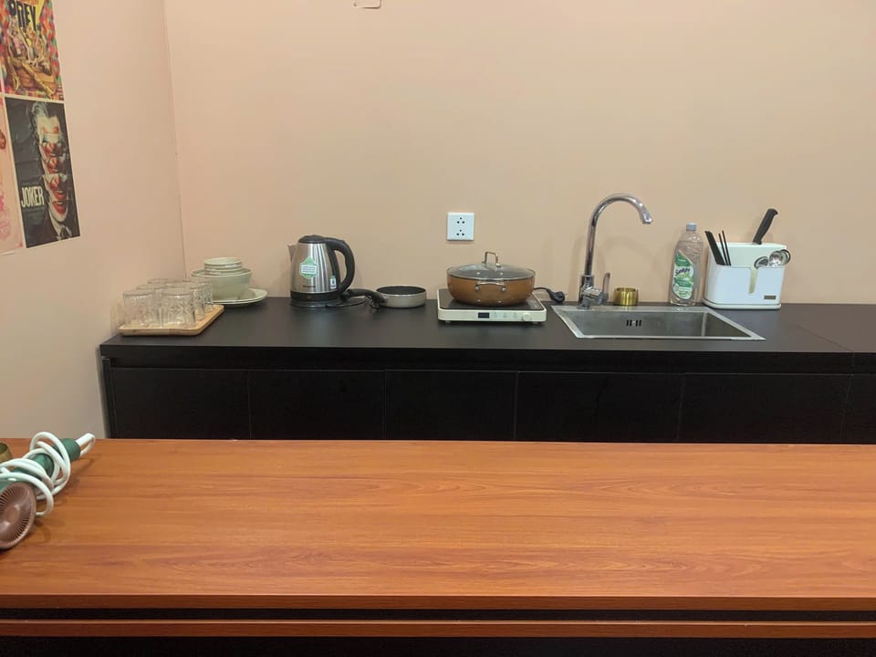Luxury Apartment, Balcony, City View | Private kitchen