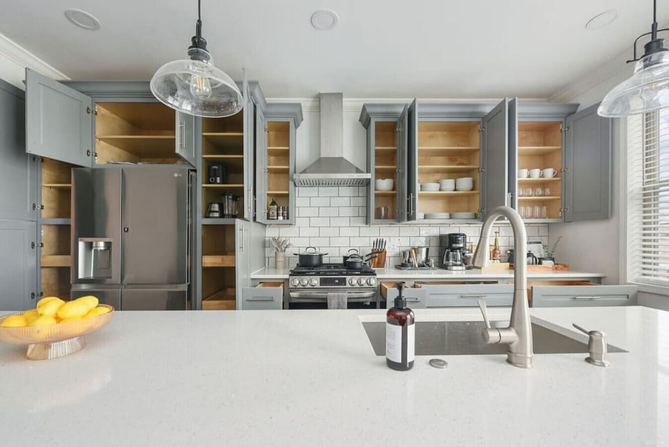 A stylish kitchen with top-tier appliances, offering a perfect space for cooking and entertaining.