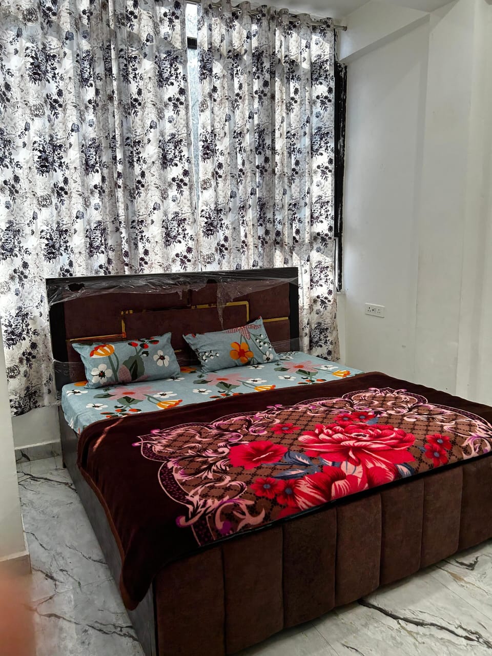 Deluxe Double Room, City View | In-room safe, soundproofing, free WiFi, bed sheets