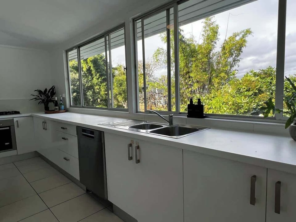 Plenty of room to cook and create plus a dishwasher for easy clean-up