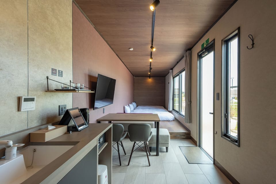 Deluxe Villa, Non Smoking | Free WiFi, bed sheets