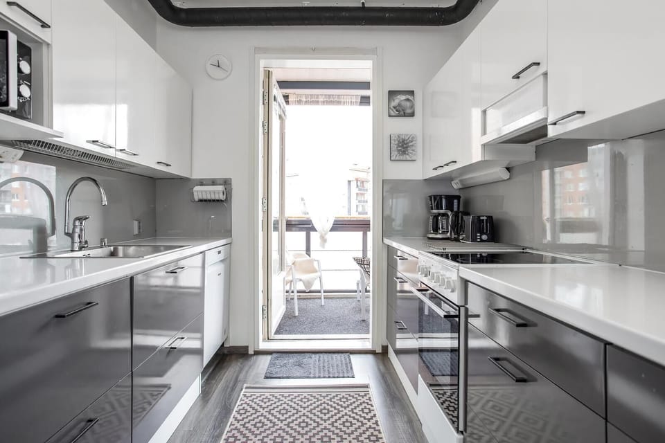 Comfort Apartment, 2 Bedrooms, Courtyard View | Private kitchen | Electric kettle