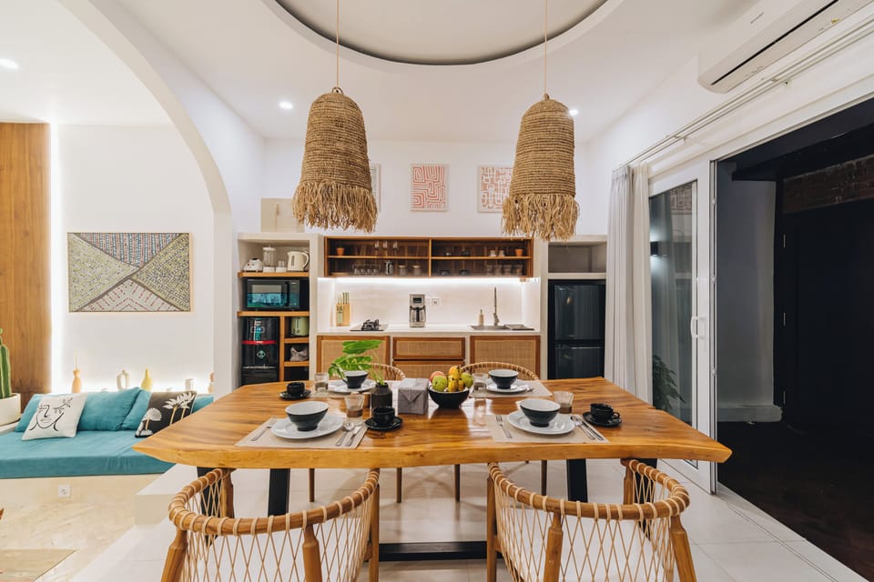 Deluxe Villa, Courtyard View | Private kitchen | Fridge, microwave, stovetop, electric kettle