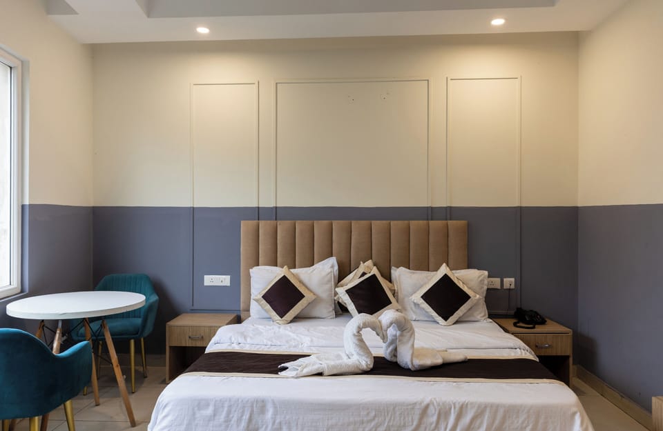 Deluxe Double Room | Free WiFi