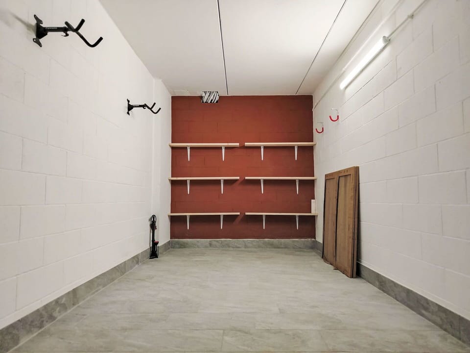 Wall, Flooring, Floor, Ceiling, Composite Material, Room, Wood Stain, Tile, Hardwood, Design