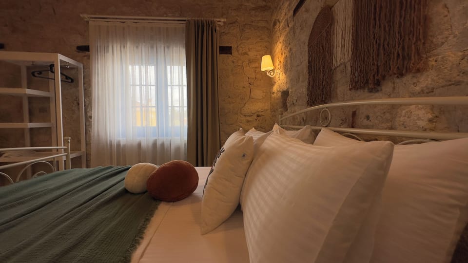 Standard Triple Room | Free WiFi
