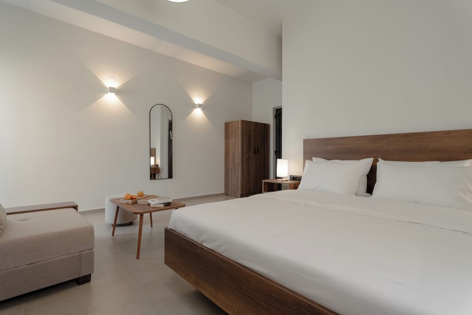 Junior Suite | Iron/ironing board, free WiFi