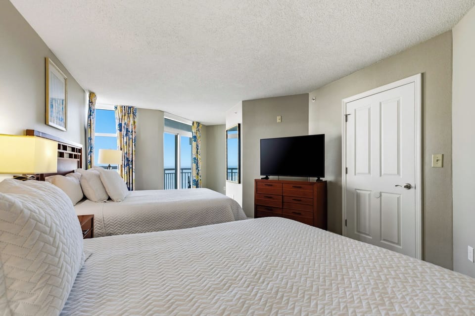 Guest bedroom 2