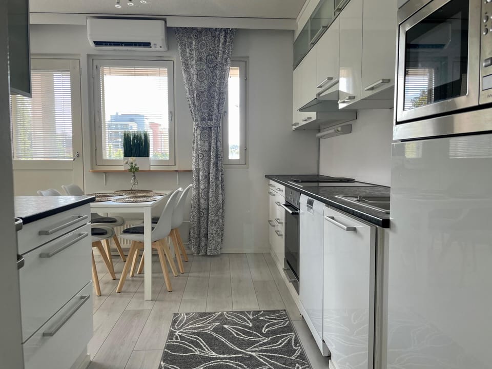 Comfort Apartment, 2 Bedrooms, Courtyard View | Private kitchen | Electric kettle