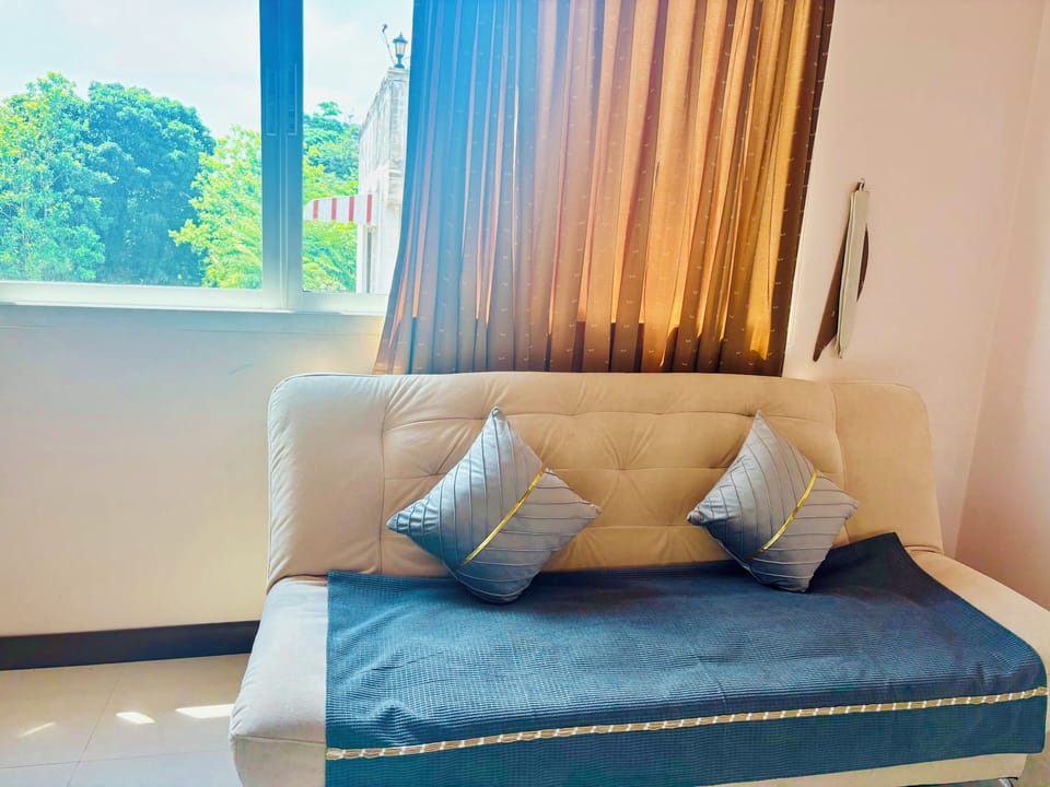 Family Double Room, City View | Room amenity