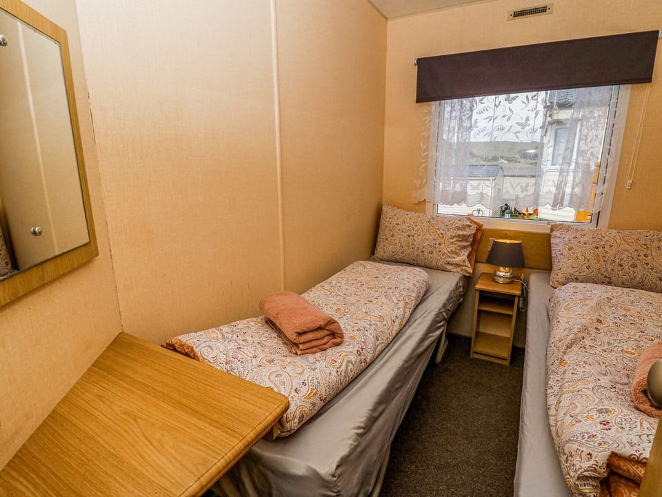 3 bedrooms, WiFi (free), individually decorated, individually furnished