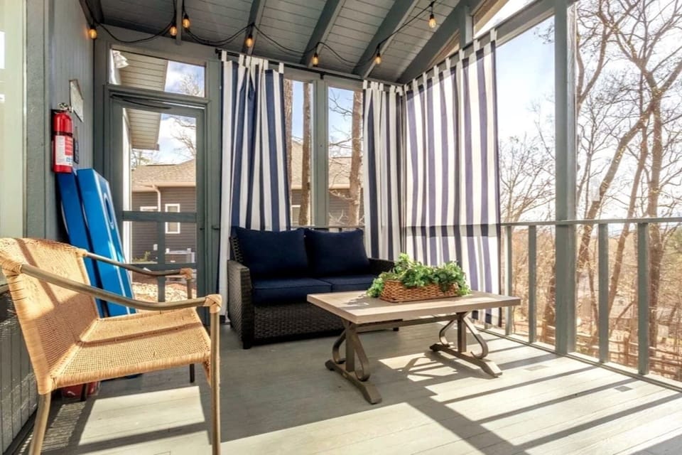 Spacious screened in porch with ample seating.  Great views. 