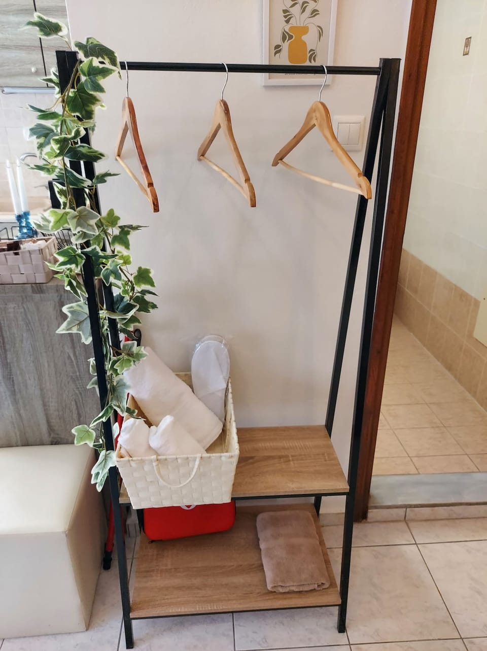 Apartment | 2 bedrooms, desk