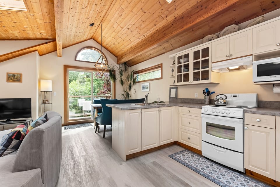 Fully stocked kitchen
