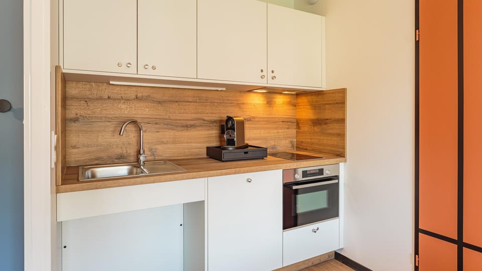 Family Room, Multiple Beds (Superior) | Private kitchenette