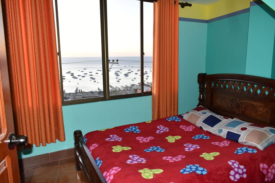 Double Room, 1 Queen Bed | Free WiFi