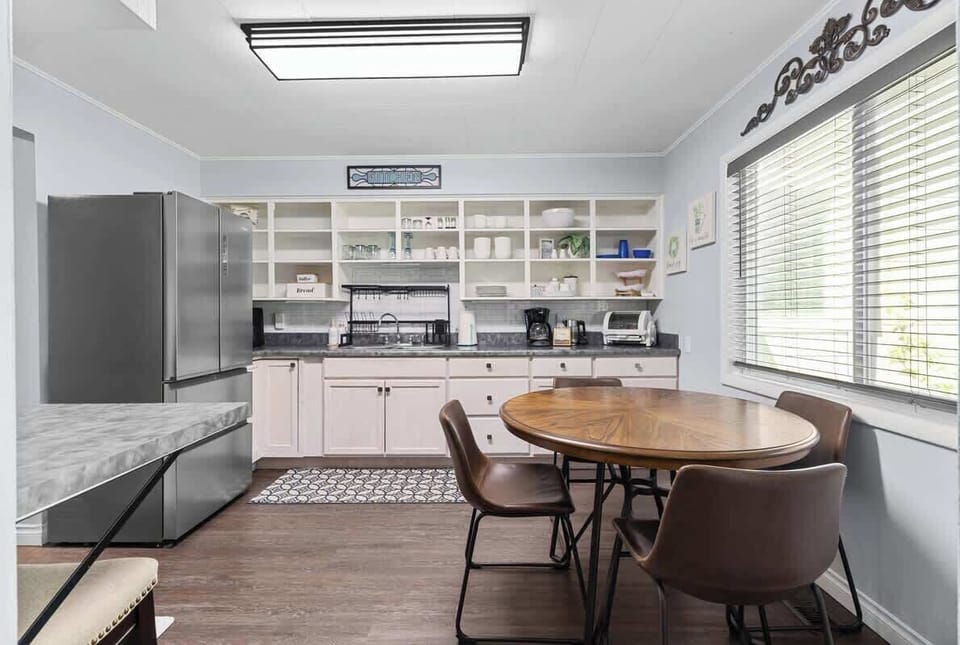 Kitchen- Fully stocked. 