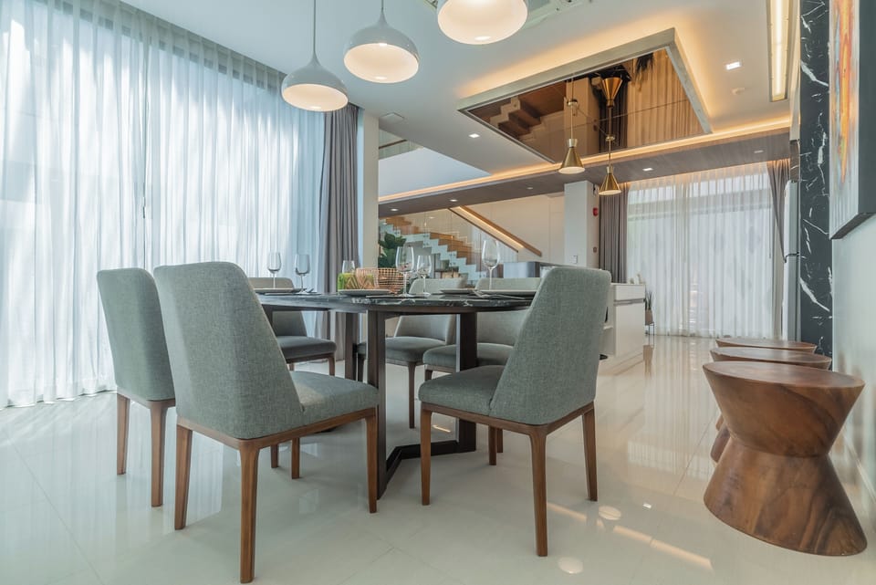 Villa | Dining room