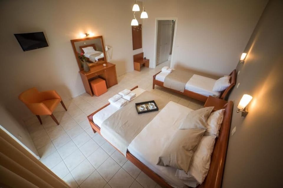 In-room safe, desk, laptop workspace, blackout drapes