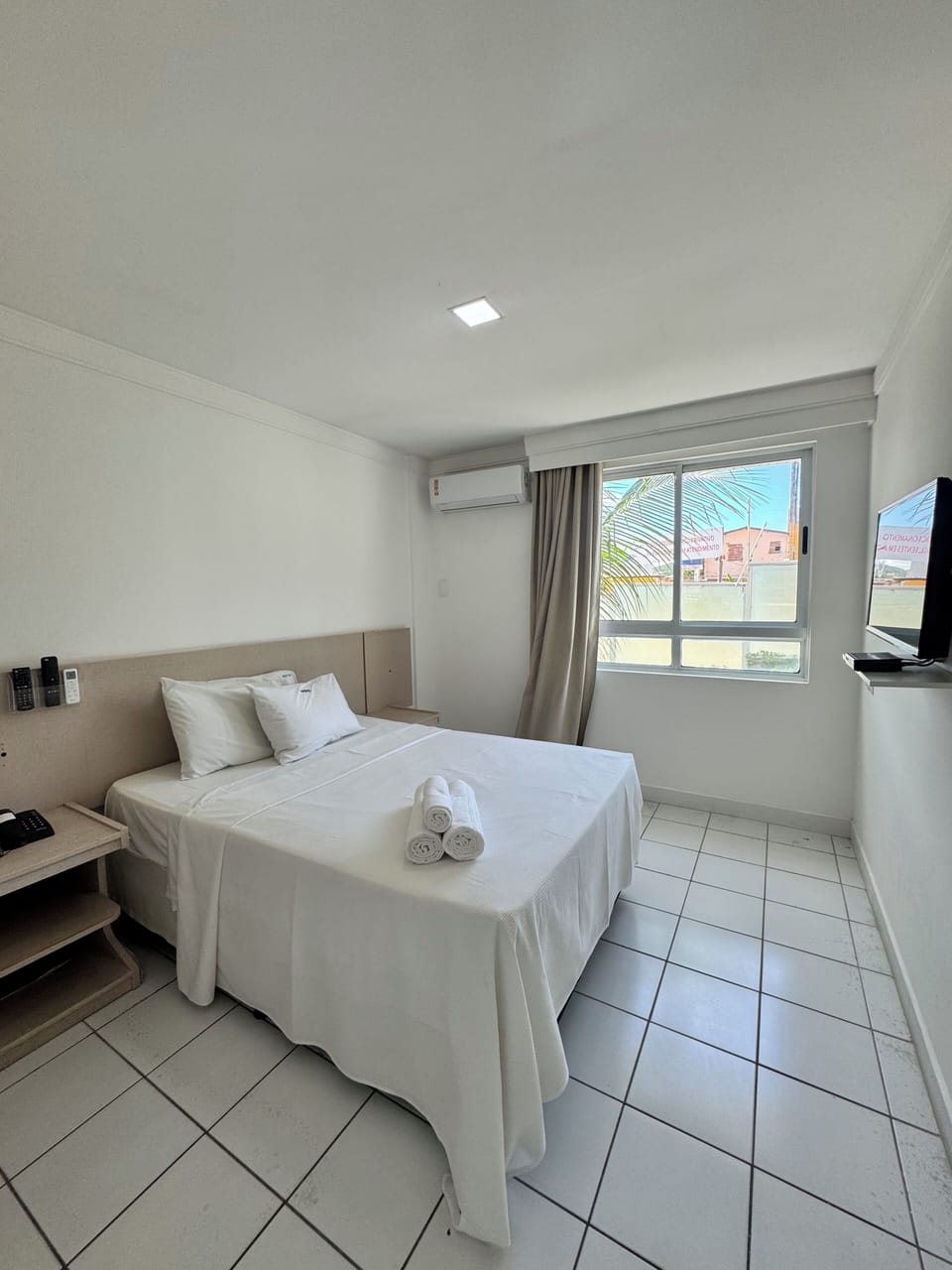 Quadruple Room | In-room safe, blackout drapes, travel crib, free WiFi