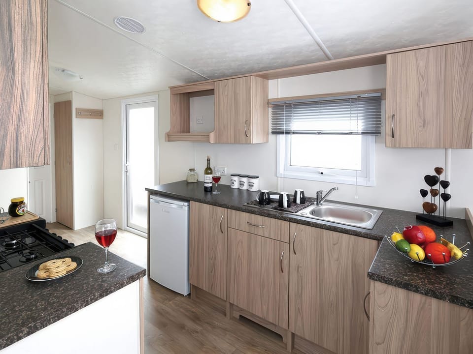 Cottage | Private kitchen | Cookware/dishes/utensils