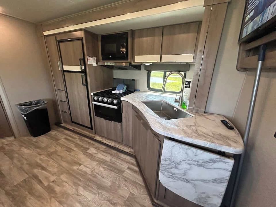 Cozy kitchen with everything you need to cook and unwind