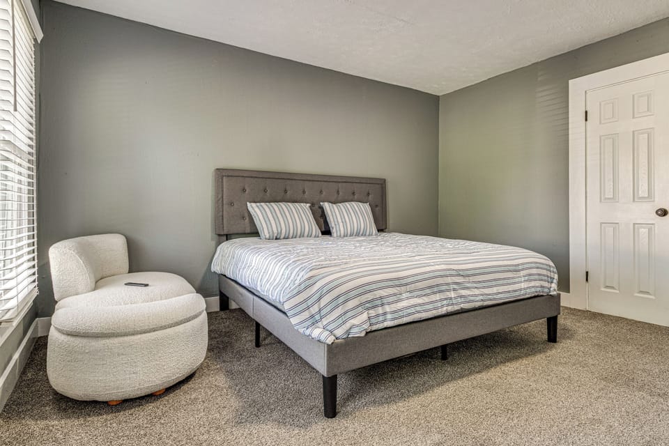 Bedroom 1 | King Bed | Linens Provided | 2nd Floor