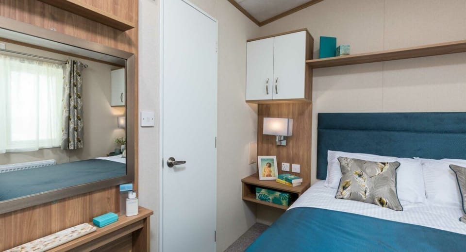 Waterside Haven Cottage in Northampton