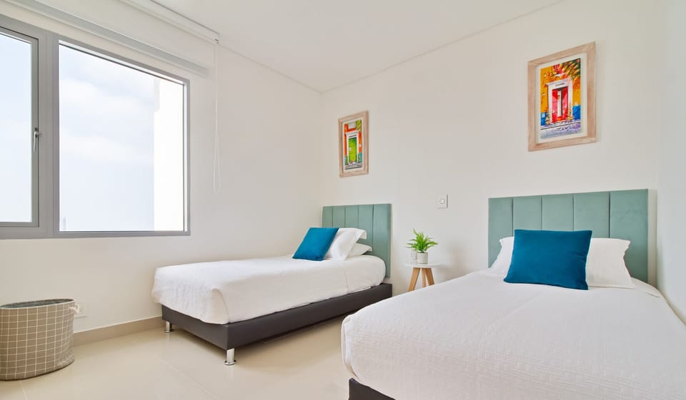Apartment | 2 bedrooms, blackout drapes, iron/ironing board, free WiFi