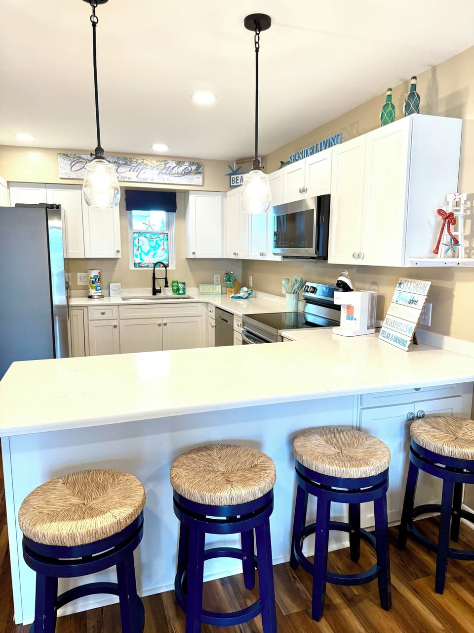 Kitchen/Peninsula