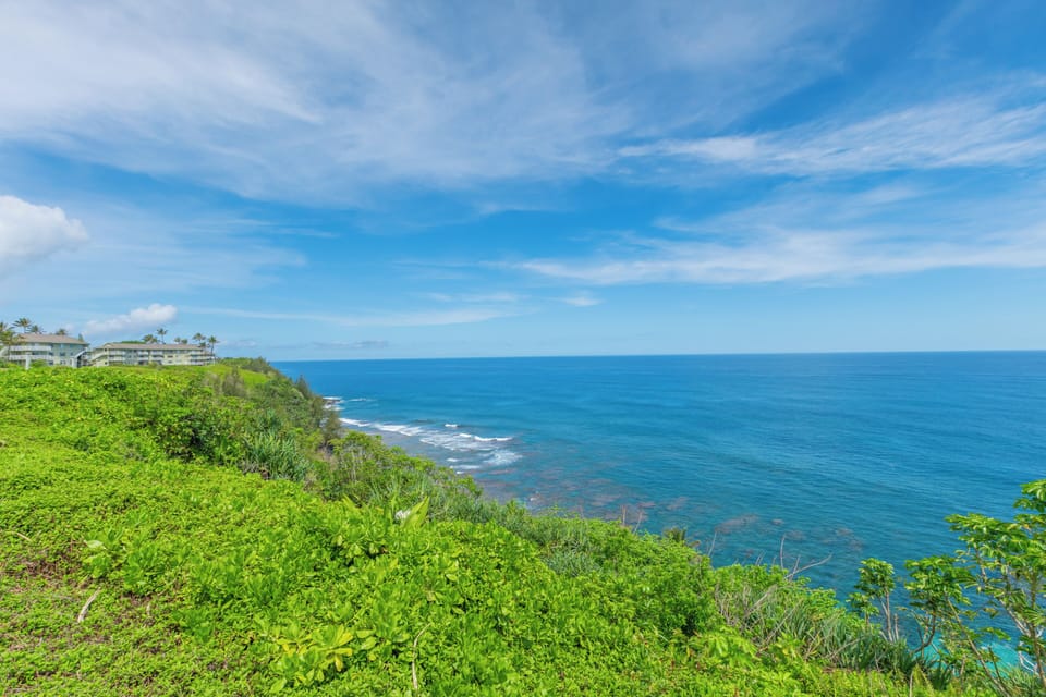 the bluff in front of Cliff Resort