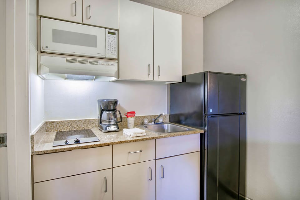 Private kitchenette