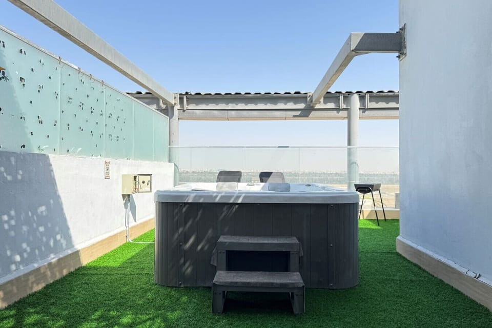 Located on the third-floor rooftop jacuzzi area