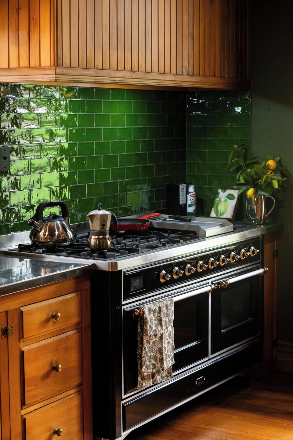 A chefs oven & country kitchen
