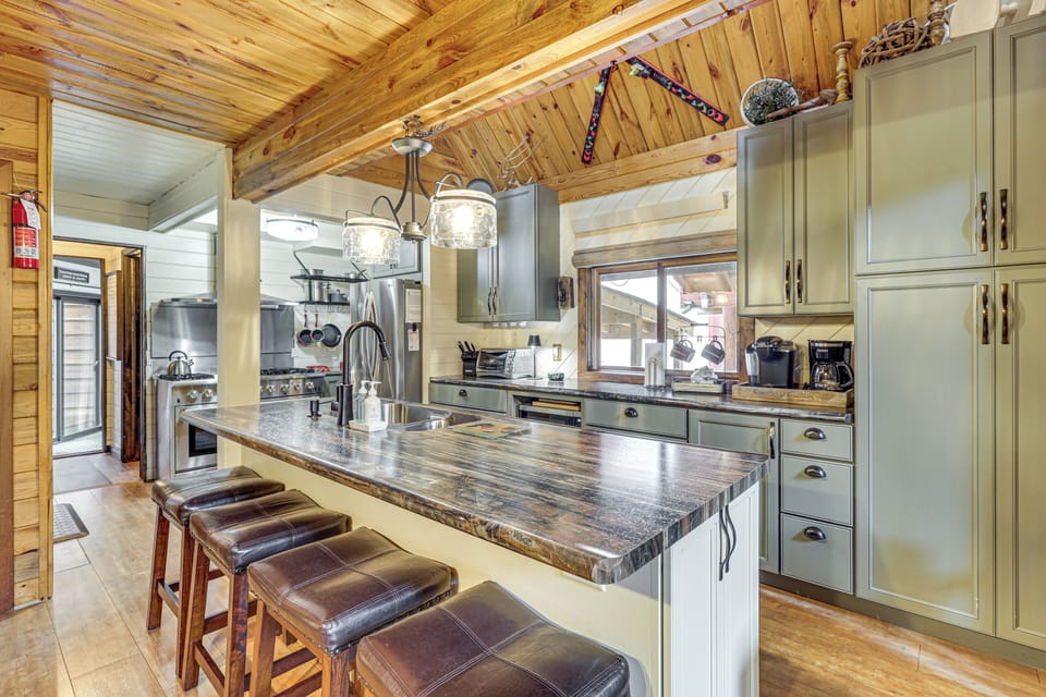Kitchen | 1st Floor | Keurig & Drip Coffee Makers | Blender | Cooking Basics