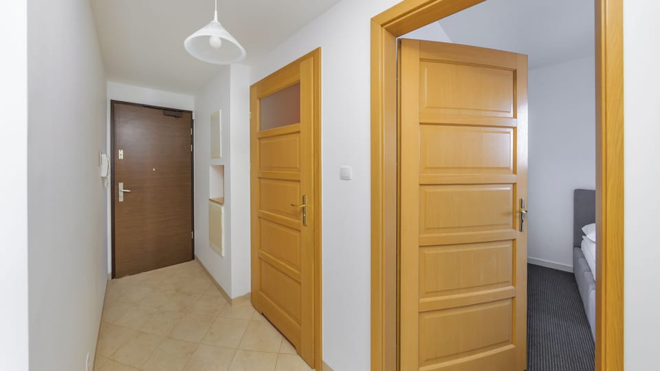 Apartment (133) | Living area | Flat-screen TV