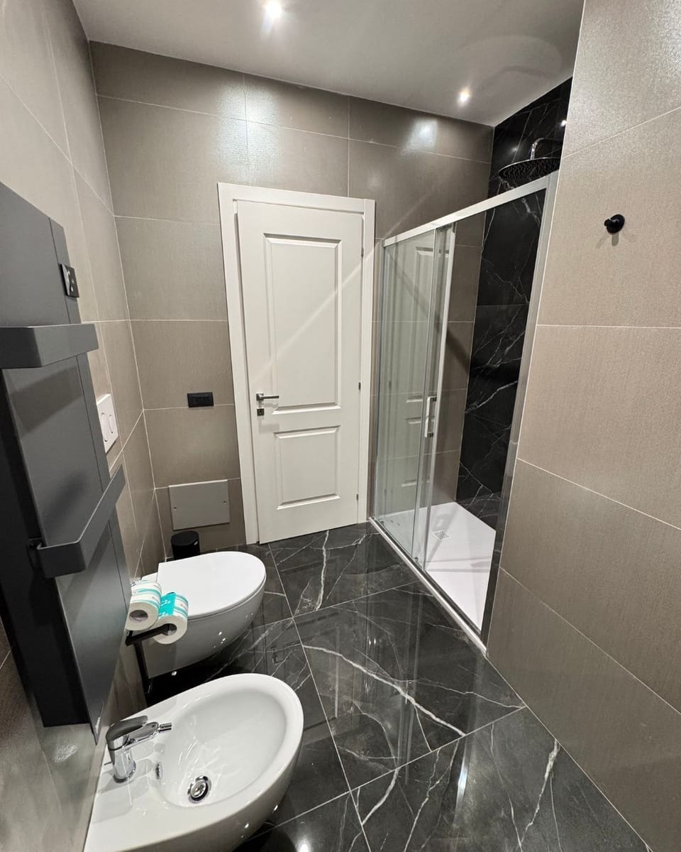 Superior Double Room | Bathroom | Separate tub and shower, hair dryer, towels, soap