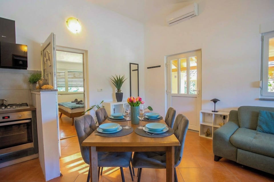 Family House, 2 Bedrooms, 2 Bathrooms (Casa Oliva Kim Marie) | Interior