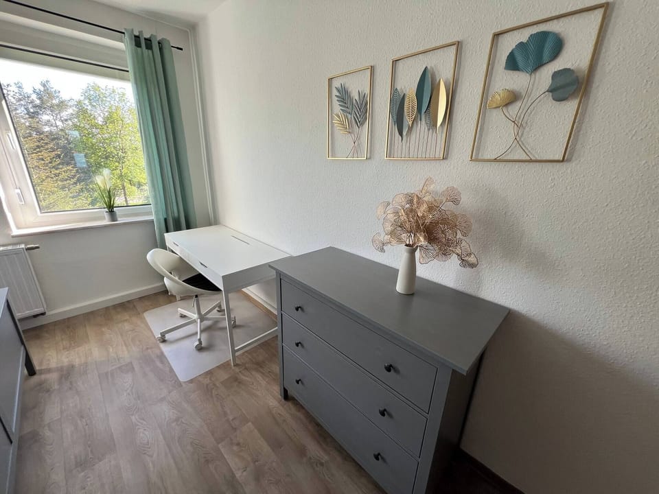 Apartment, 2 Bedrooms, City View | Interior