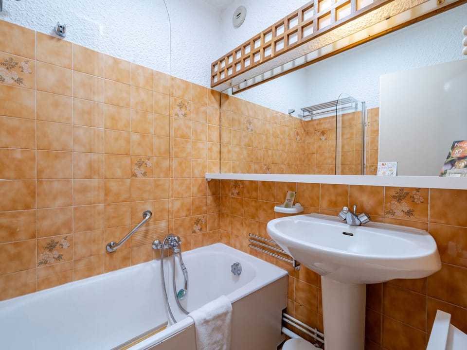 Studio for 4, sea view balcony, Wi-Fi included Apartment in Roquebrune-Cap-Martin