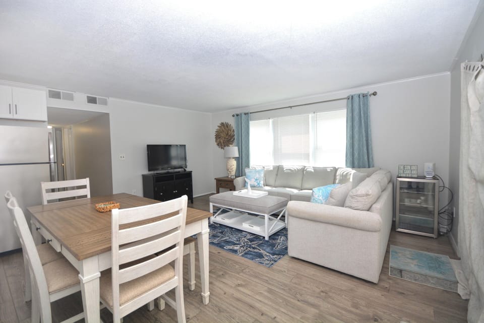 LIVING-AREA