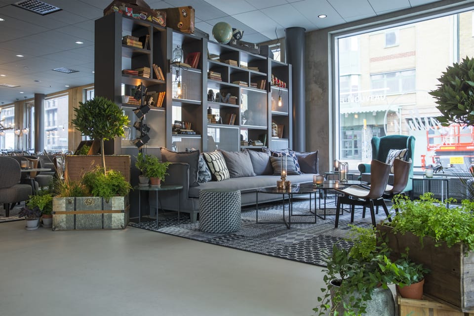 Lobby sitting area