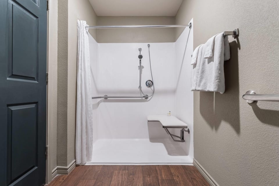Suite, 1 Bedroom, Accessible, Non Smoking (Mobility, Roll-In Shower) | Bathroom | Shower, free toiletries, hair dryer, towels