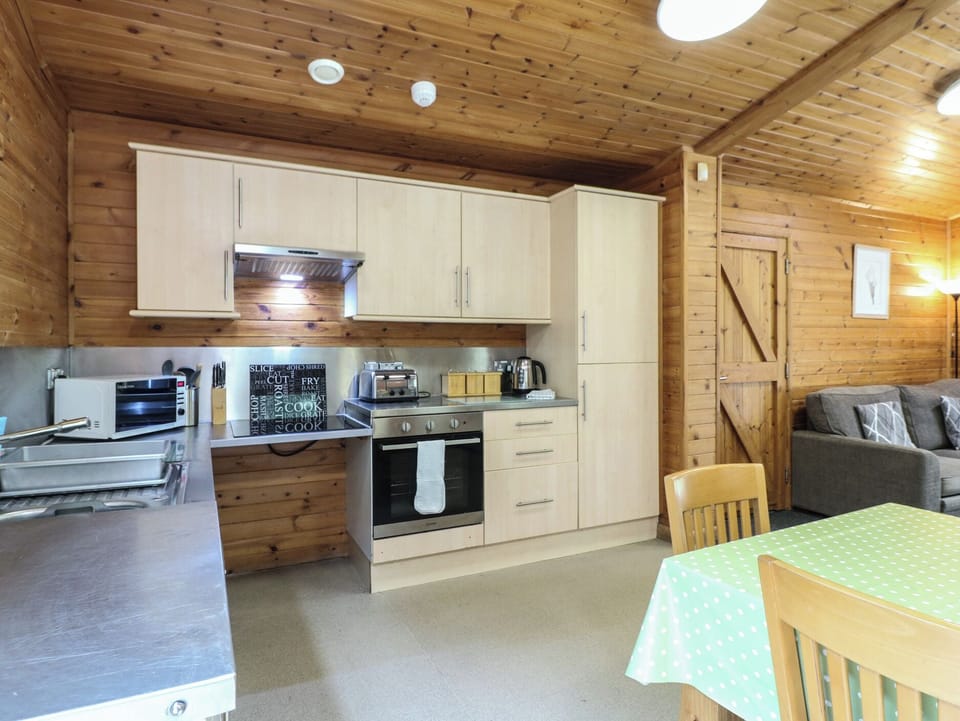 Fridge, microwave, dishwasher, toaster