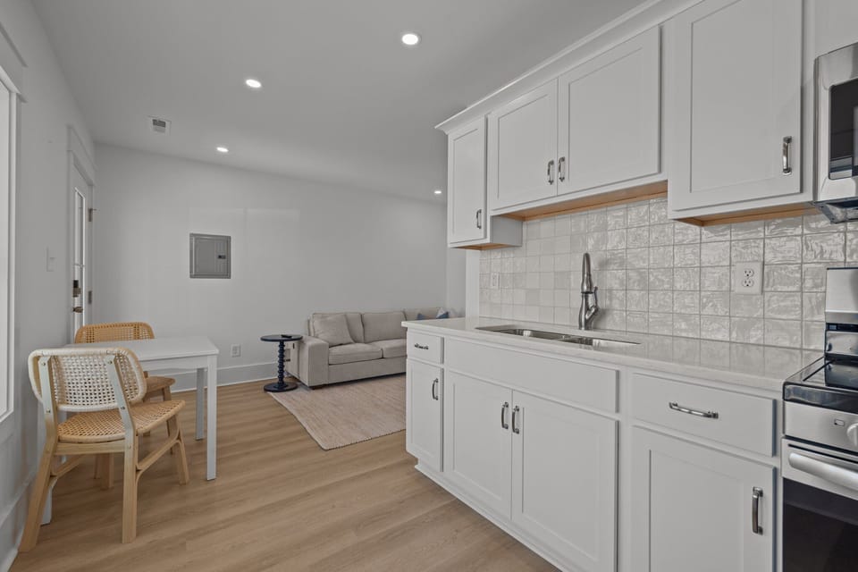 Dining/ Kitchen Area