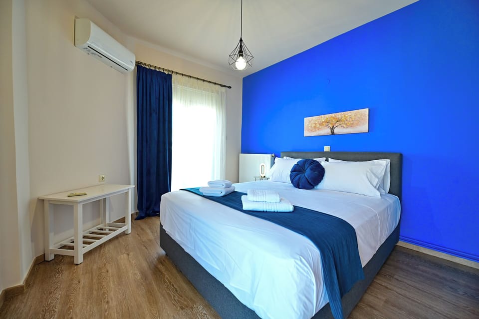 House | Iron/ironing board, free WiFi