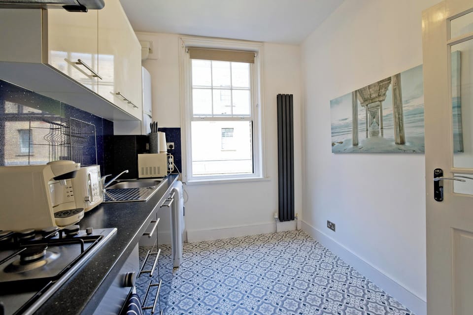 Apartment | Private kitchen | Electric kettle